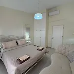 Villa Cozy House Near The In Regina Gardens *