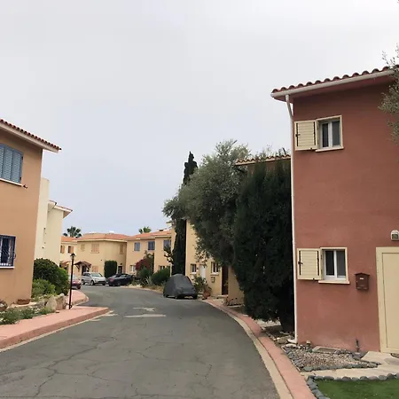 Cozy House Near The In Regina Gardens *