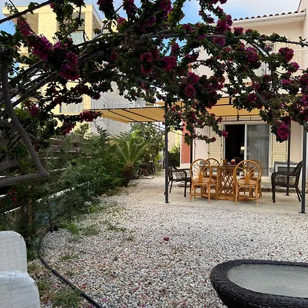 Cozy House Near The In Regina Gardens *