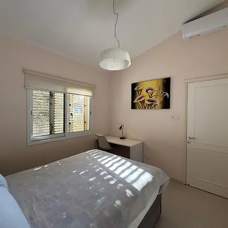 Cozy House Near The In Regina Gardens Villa *