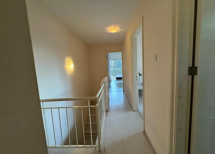 Cozy House Near The In Regina Gardens Vila