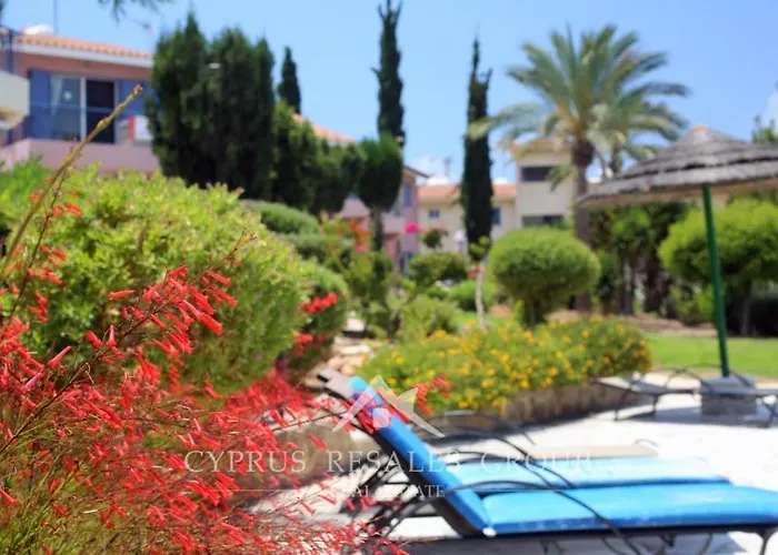 Vila Cozy House Near The In Regina Gardens Paphos