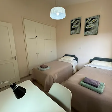 Cozy House Near The In Regina Gardens Βίλα